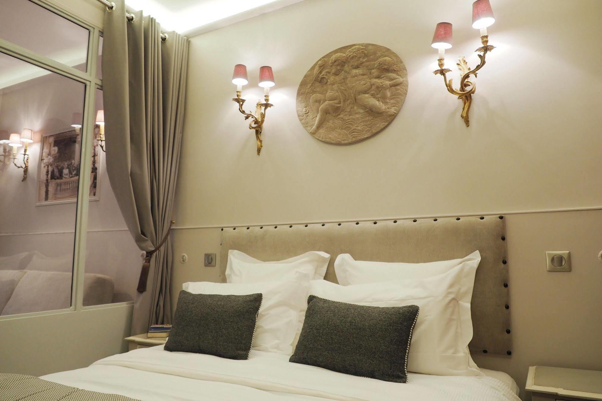 Palais Royal Chicsuites Paris Bagian luar foto